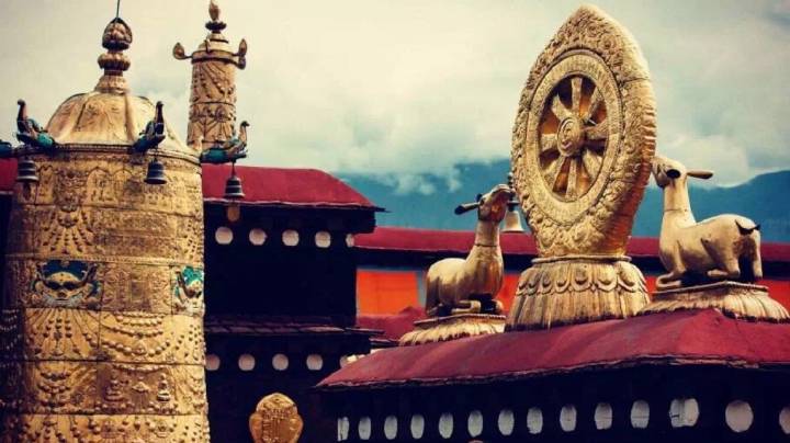 马尾辫怎么扎最好看?马尾辫的7种别致扎法:beat365官网(图2) beat365官网