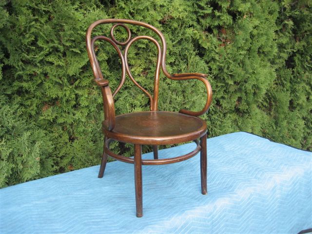 陆忠喜到石龙镇黎塘村上党课“beat·365”