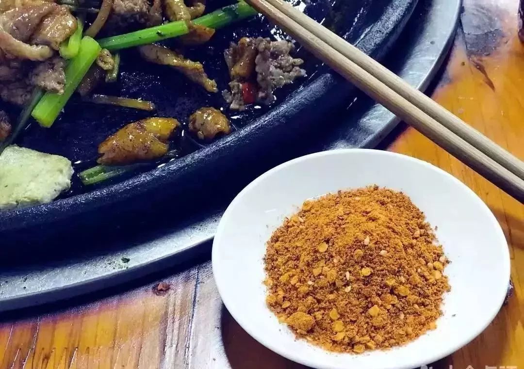 【beat365官网】钟山县召开2019年党外干部工作联席会议