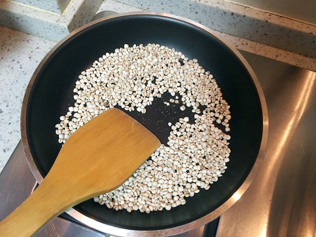 beat365官网-自治区党委常委会传达学习贯彻习近平总书记对脱贫攻坚重要指示精神(图1) beat365官网