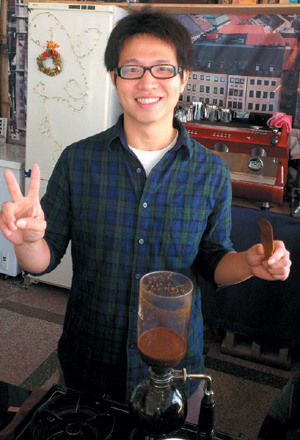 【beat365亚洲体育官方网站】
鄂州一涉嫌买卖国家机关证件印章团伙落网(图3) beat365官网